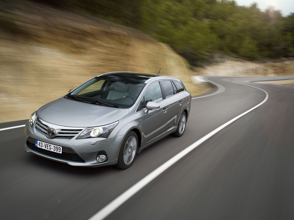 Toyota Avensis Touring Sports 1.8 Toyota Avensis Touring Sports 1.8