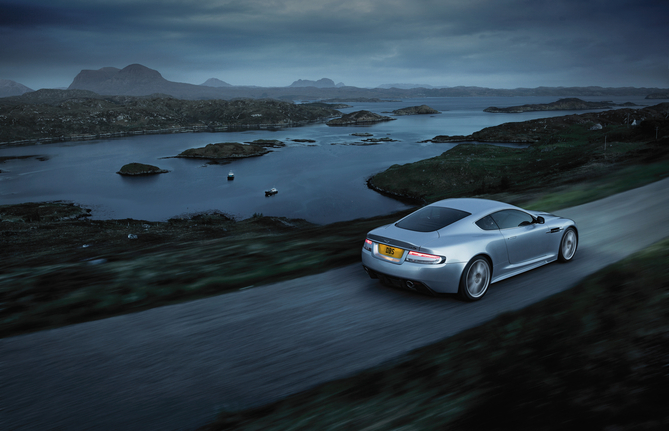 Aston Martin DBS Coupe V12 (Auto) Aston Martin DBS Coupe V12 (Auto)