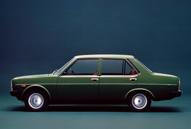 Fiat 131 Mirafiori 1300 4-door saloon Fiat 131 Mirafiori 1300 4-door saloon