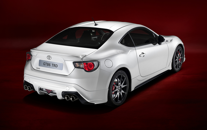 A Toyota já está a trabalhar numa versão atualizada do modelo A Toyota já está a trabalhar numa versão atualizada do modelo