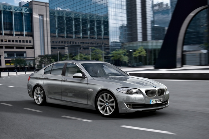 BMW 550i xDrive Auto (F10) BMW 550i xDrive Auto (F10)