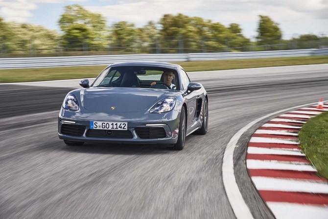 Porsche 718 Cayman S PDK Porsche 718 Cayman S PDK