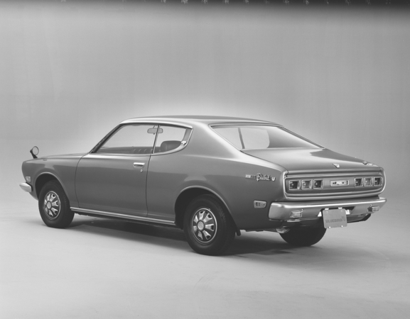 Nissan Bluebird U Hardtop 1800SSS-E Nissan Bluebird U Hardtop 1800SSS-E