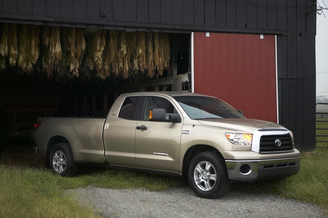 Toyota Tundra CrewMax 4X2 Limited 4.7L Toyota Tundra CrewMax 4X2 Limited 4.7L