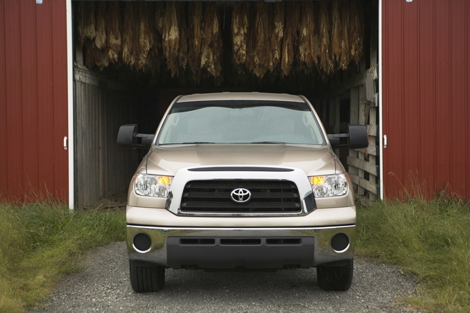 Toyota Tundra CrewMax 4X2 Limited 4.7L Toyota Tundra CrewMax 4X2 Limited 4.7L