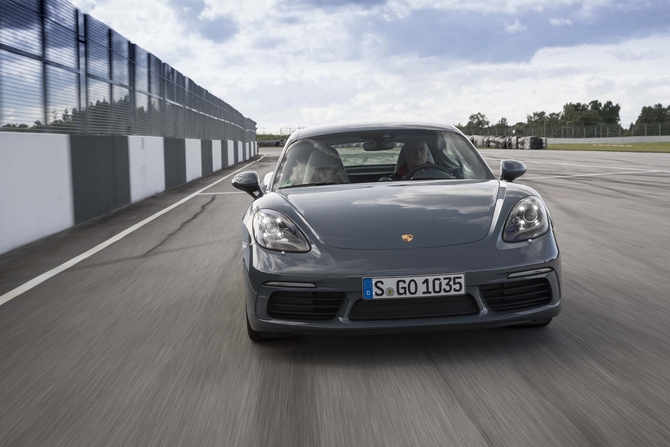 Porsche 718 Cayman S PDK Porsche 718 Cayman S PDK