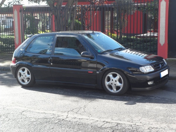 Citroën Saxo 1.6i 16V VTS Citroën Saxo 1.6i 16V VTS