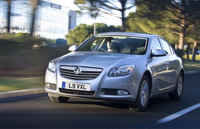 Vauxhall Insignia Hatchback 2.0 CDTi 160hp ecoFLEX Elite Nav Vauxhall Insignia Hatchback 2.0 CDTi 160hp ecoFLEX Elite Nav