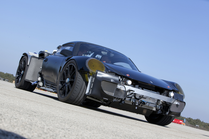 Na calha está também o supercarro 918 Spyder, que será igualmente um modelo híbrido Na calha está também o supercarro 918 Spyder, que será igualmente um modelo híbrido
