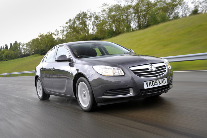 Vauxhall Insignia Hatchback 2.0 CDTi 160hp ecoFLEX ES Vauxhall Insignia Hatchback 2.0 CDTi 160hp ecoFLEX ES