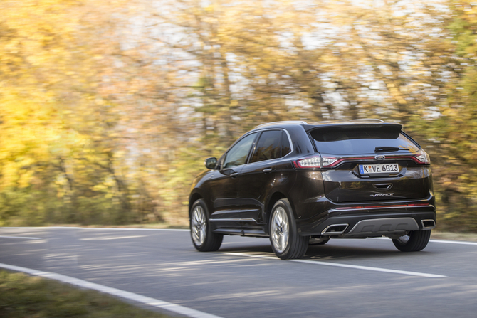 Ford Edge Vignale 2.0 TDCi AWD Ford Edge Vignale 2.0 TDCi AWD