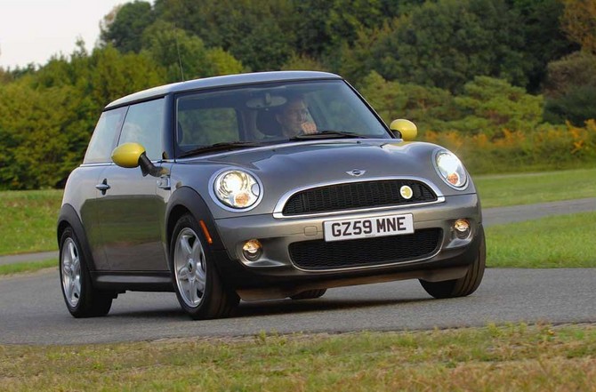 MINI trial Electric Vehicles in the UK MINI trial Electric Vehicles in the UK