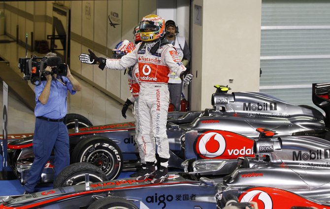 Hamilton redeems himself in dominant Abu Dhabi victory Hamilton redeems himself in dominant Abu Dhabi victory