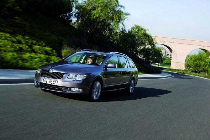 Skoda Superb Break 1.8I TSI DSG 7 Elegance Skoda Superb Break 1.8I TSI DSG 7 Elegance