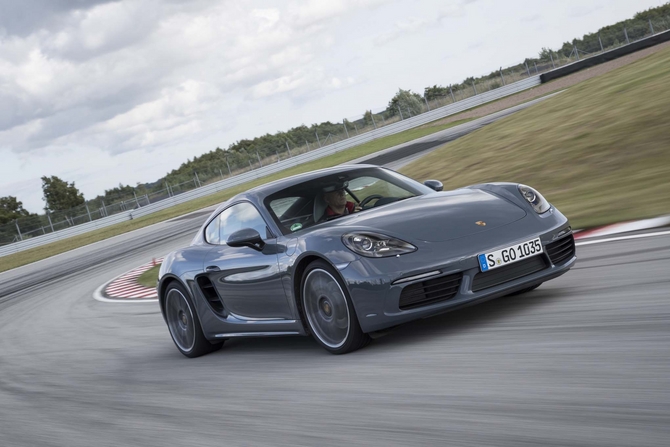 Porsche 718 Cayman S PDK Porsche 718 Cayman S PDK