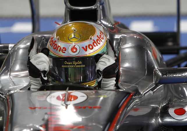 Hamilton redeems himself in dominant Abu Dhabi victory Hamilton redeems himself in dominant Abu Dhabi victory