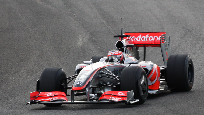 McLaren MP4-24 Mercedes McLaren MP4-24 Mercedes