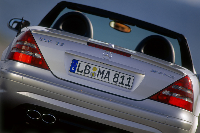 Mercedes-Benz SLK 32 AMG Mercedes-Benz SLK 32 AMG