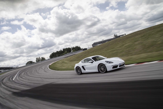 Porsche 718 Cayman S PDK Porsche 718 Cayman S PDK