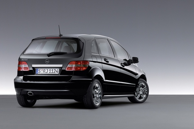 Mercedes-Benz B 200 Mercedes-Benz B 200