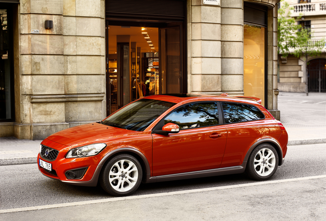 Volvo C30 D3 Summum Geartronic Volvo C30 D3 Summum Geartronic