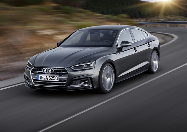 Audi A5 Sportback 2.0 TDI Sport S tronic quattro Audi A5 Sportback 2.0 TDI Sport S tronic quattro