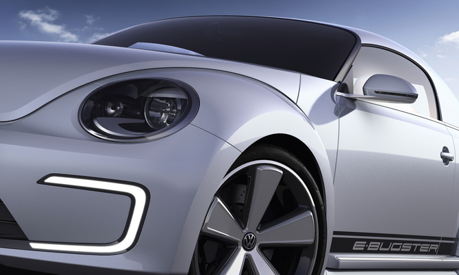 VW electrifies NAIAS with E-Bugster and Jetta Hybrid VW electrifies NAIAS with E-Bugster and Jetta Hybrid