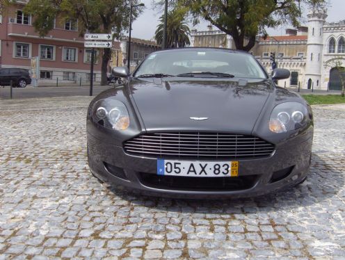 Aston Martin DB9 Coupe Touchtronic 2 Aston Martin DB9 Coupe Touchtronic 2