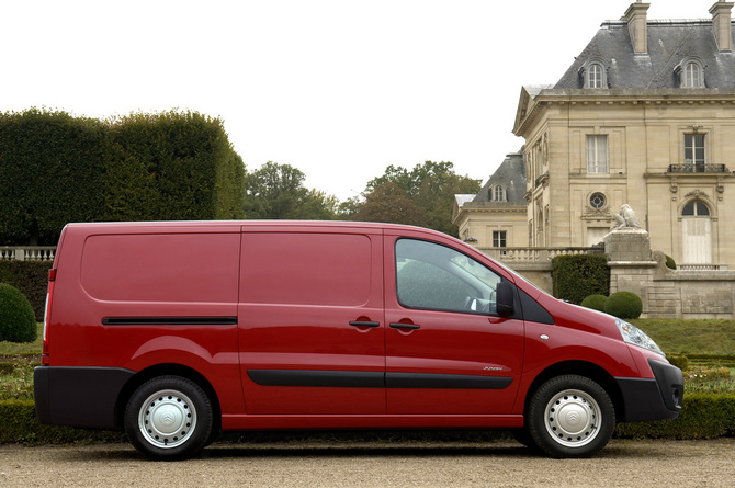 Citroën Jumpy Furgão Fechado L2H2 1200 HDI 120 Citroën Jumpy Furgão Fechado L2H2 1200 HDI 120