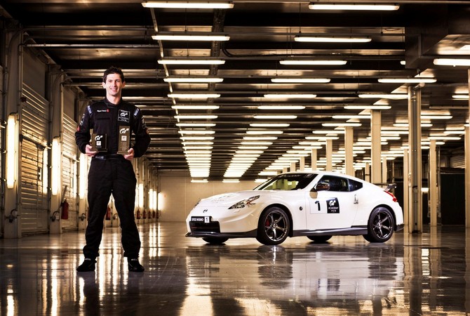 Miguel Faísca venceu a edição europeia da Nissan GT Academy Miguel Faísca venceu a edição europeia da Nissan GT Academy