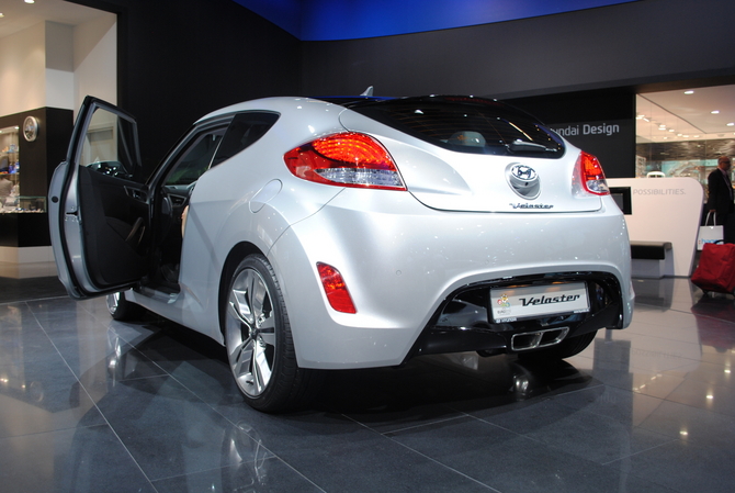 Hyundai Veloster Hyundai Veloster
