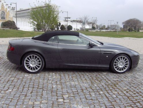 Aston Martin DB9 Coupe Touchtronic 2 Aston Martin DB9 Coupe Touchtronic 2
