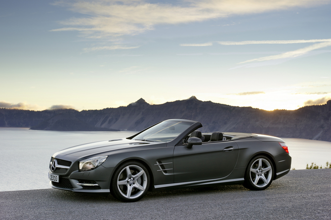New SL continues a 60 year old tradition New SL continues a 60 year old tradition