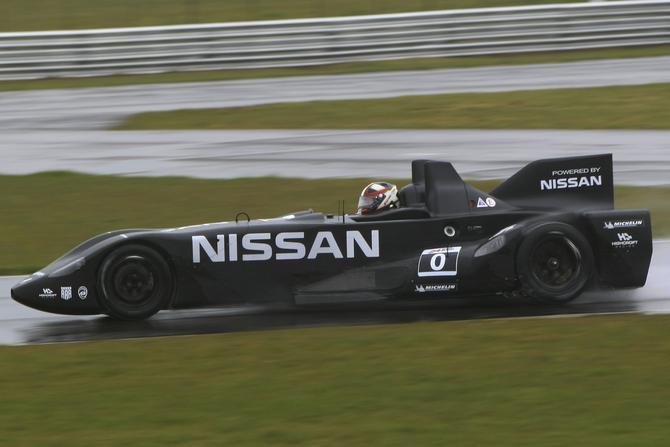 O Nissan DeltaWing está a apenas dois meses de se estrear em Le Mans, dentro de dois meses O Nissan DeltaWing está a apenas dois meses de se estrear em Le Mans, dentro de dois meses
