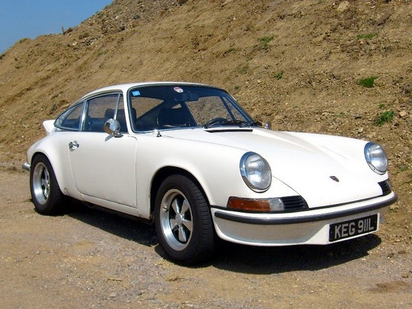 Porsche 911 Carrera 2.7 RS Porsche 911 Carrera 2.7 RS