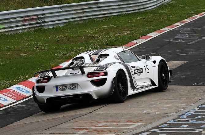 918 Spyder Martini 918 Spyder Martini