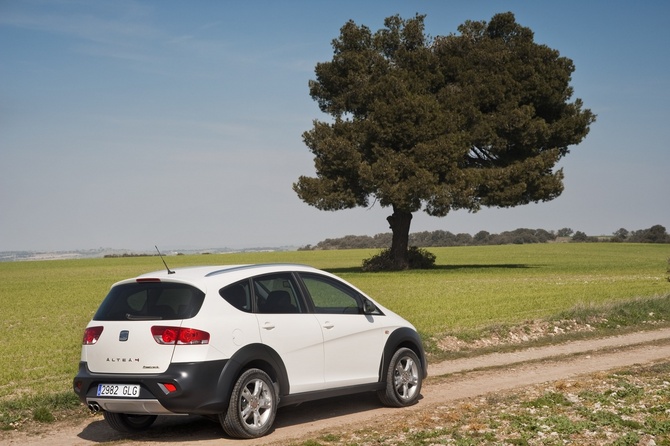 Seat Altea Freetrack 2.0 TDI DPF (09) Seat Altea Freetrack 2.0 TDI DPF (09)