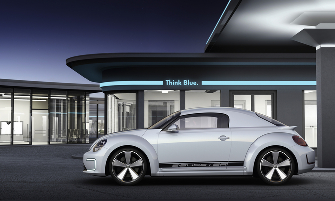 VW electrifies NAIAS with E-Bugster and Jetta Hybrid VW electrifies NAIAS with E-Bugster and Jetta Hybrid