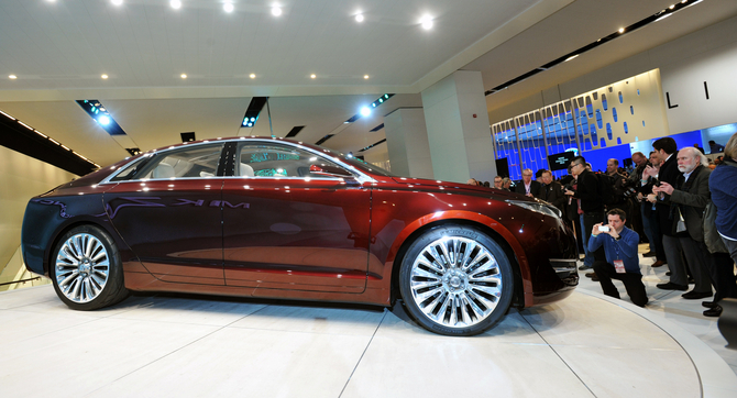 Lincoln MKZ Concept Looks at Lincolns Future Lincoln MKZ Concept Looks at Lincolns Future