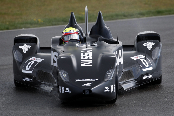 Nissan Deltawing faz primeiro teste à chuva em Snetterton Nissan Deltawing faz primeiro teste à chuva em Snetterton