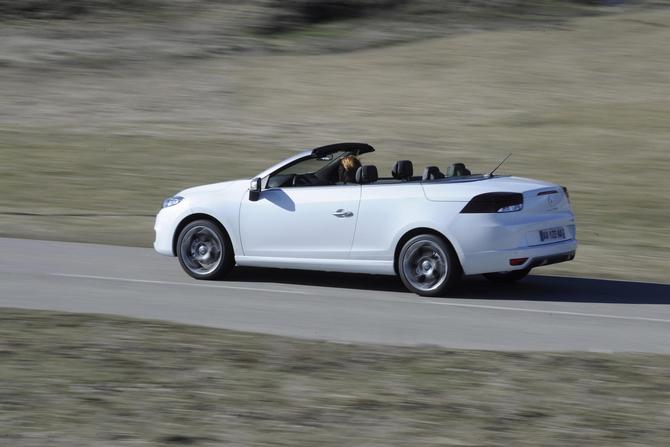 Renault Mégane Coupé-Cabriolet GT TCe 180 Renault Mégane Coupé-Cabriolet GT TCe 180