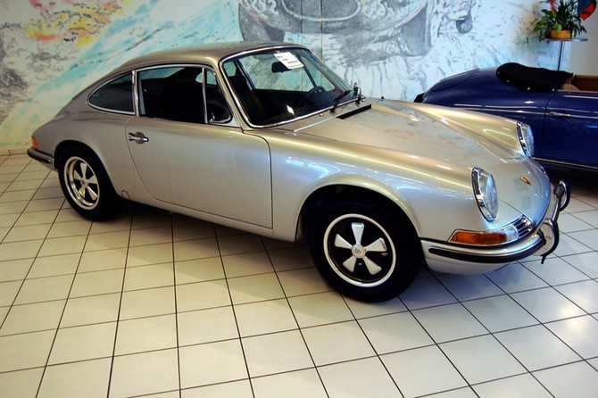 Porsche 911E Porsche 911E