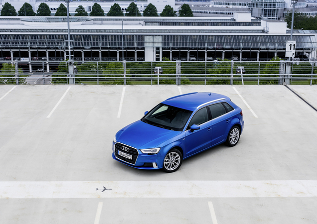 Audi A3 Sportback 2.0 TDI Design S tronic Audi A3 Sportback 2.0 TDI Design S tronic