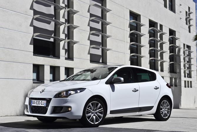 Renault Mégane Hatch GT Line dCi 110 FAP Renault Mégane Hatch GT Line dCi 110 FAP