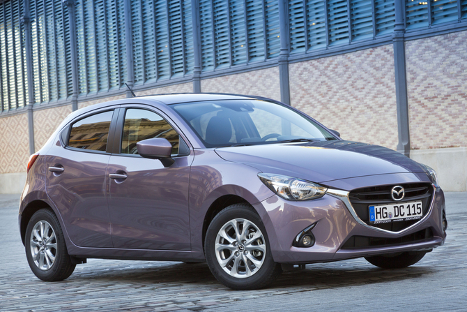 Mazda 2 1.5 SKYACTIV-G Evolve Mazda 2 1.5 SKYACTIV-G Evolve