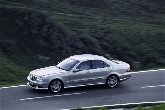 Mercedes-Benz S 55 AMG Mercedes-Benz S 55 AMG
