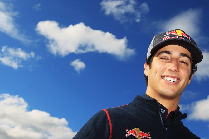 Toro Rosso revolution: Ricciardo and Vergne on the grid in 2012 Toro Rosso revolution: Ricciardo and Vergne on the grid in 2012