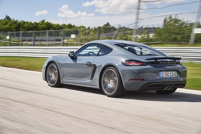 Porsche 718 Cayman S PDK Porsche 718 Cayman S PDK