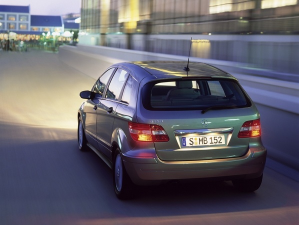 Mercedes-Benz B 150 Mercedes-Benz B 150