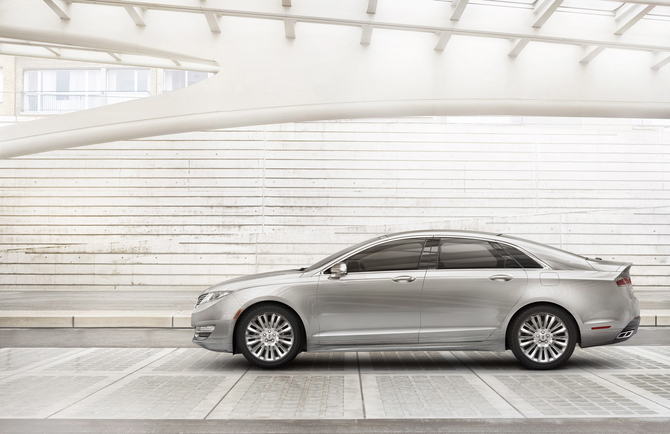 Next Generation Lincoln MKZ Hopes to Get By on Style and Luxury Next Generation Lincoln MKZ Hopes to Get By on Style and Luxury